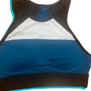 Victoria’s Secret PINK Ultimate Sports Bra